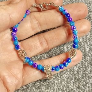 Small beaded bracelet